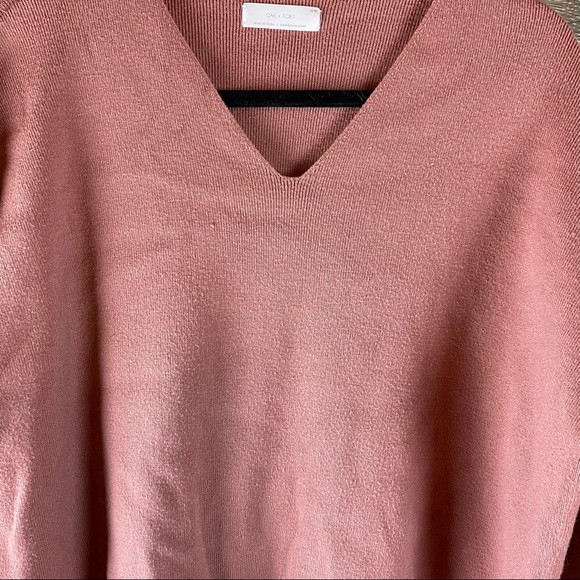 Oak + Fort Pink Vneck Sweater - Picture 3 of 7